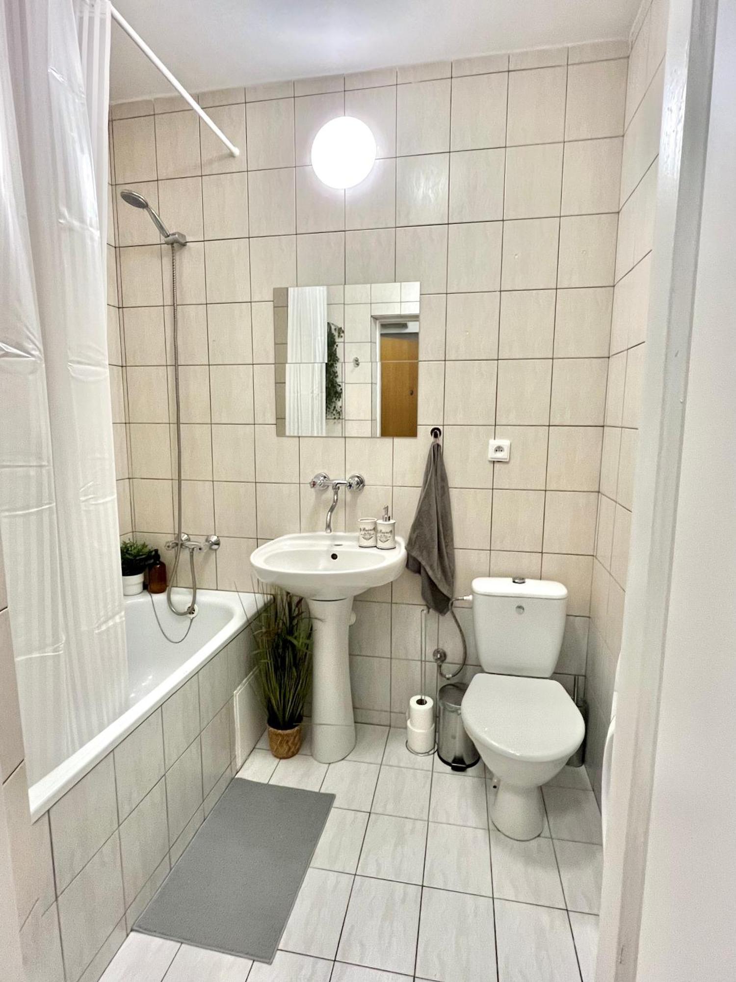 Apartment Simona - Old Town Bratislava Exteriör bild